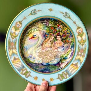 VTG Vibrant Swan Lake Goddess Elegant Dainty Plate Cottagecore Art Decor